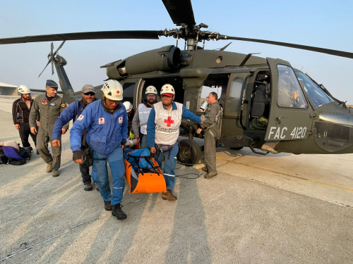 Esfuerzos articulados entre organizaciones de socorro permitieron el rescate de parapentistas accidentados en la Sierra Nevada de Santa Marta