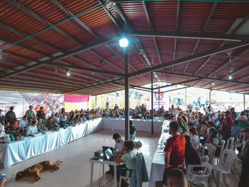 Icononzo acoge la Mesa de Reincorporación con la participación de la Fuerza Aérea Colombiana