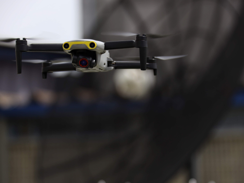 Ciudadanos, recuerden que el uso de los drones está prohibido cerca de las Unidades Militares