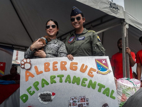 Fuerza Aérea Colombiana fortalece lazos con la población raizal e isleña