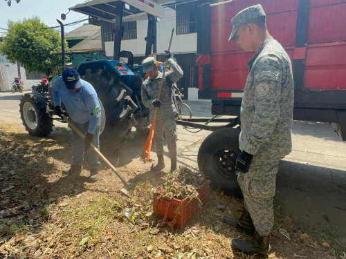 Colaboración activa en jornada de limpieza del barrio Gaitán de Puerto Salgar