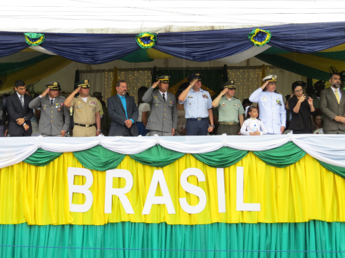 Se conmemoró los 202 años de independencia de Brasil