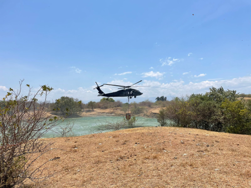 Despliegue de la Fuerza Aérea Colombiana para combatir incendios en el país