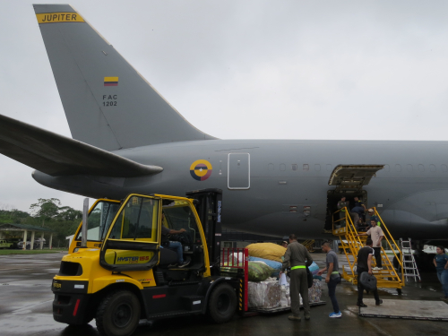 Proyecto social y ambiental en Amazonas es apoyado por su Fuerza Aérea