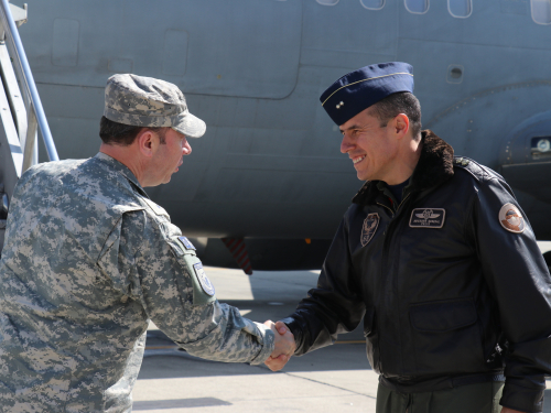 Fortaleciendo Alianzas: Visita de la Fuerza Aérea Chilena al Comando Aéreo de Transporte Militar