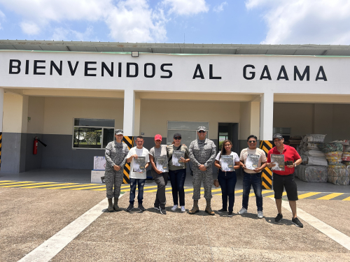 Periodistas del Amazonas conocieron capacidades de su Fuerza Aérea