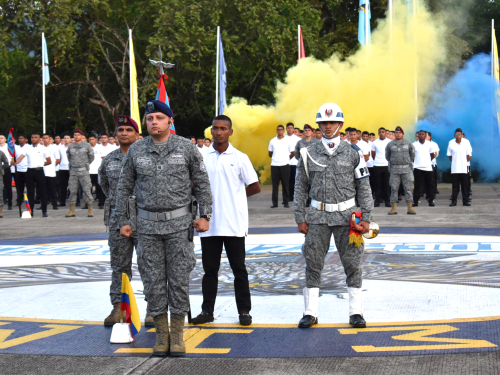 Ingreso del Escuadrón Alfa: el primer curso de Soldados Profesionales de la Fuerza Aérea Colombiana