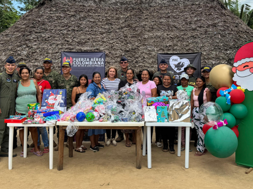 Operación gratitud transforma la navidad en el sur de la  Amazonía colombiana 