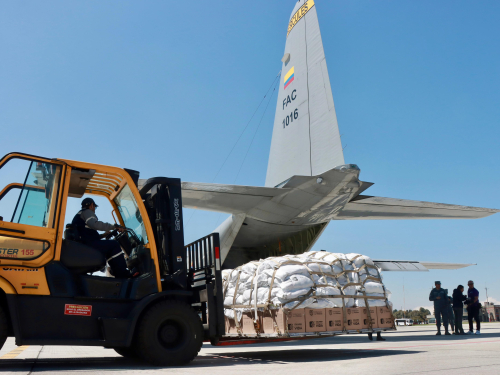 13 toneladas más de ayuda humanitaria transportó la Fuerza Aeroespacial Colombiana