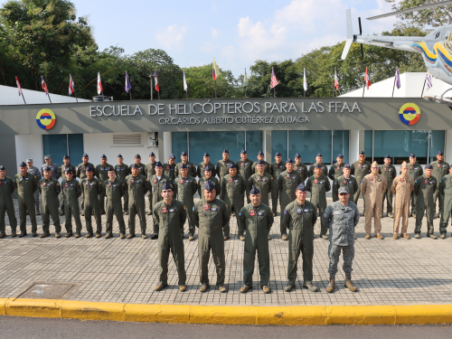 Estandarización y excelencia: un impulso para la formación de pilotos de helicópteros 