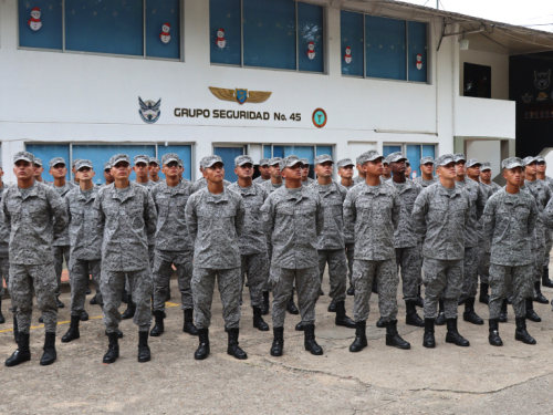 Soldados profesionales fortalecerán  la seguridad y misión en el centro del país