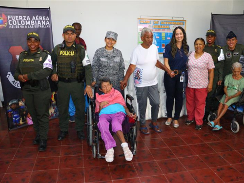 Dos hogares geriátricos del Cauca recibieron ayuda humanitaria