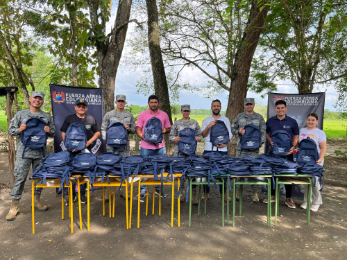 Kits escolares fortalecen la educación en zona rural de La Dorada, Caldas