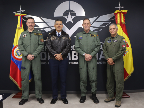 Unión de lazos de cooperación con Ejército del Aire y del Espacio de España