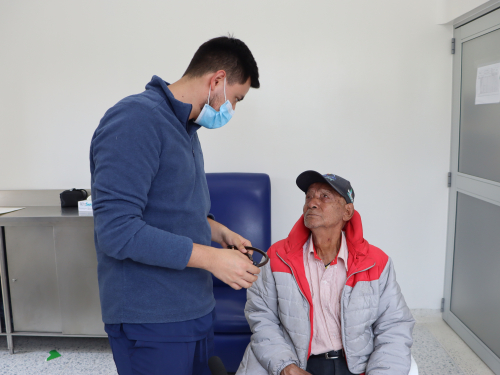 Actividad de Asistencia Médica y Humanitaria beneficia a familias en Mosquera, Cundinamarca 