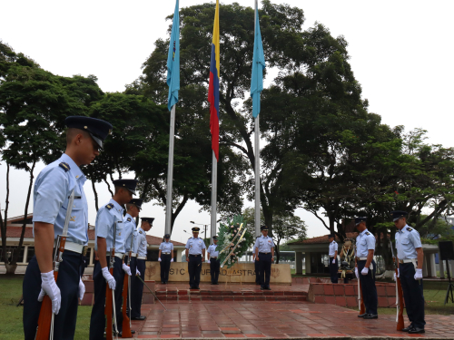 “Por las víctimas”: Homenaje en la Base Aérea Marco Fidel Suárez