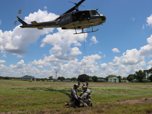 Un exigente entrenamiento para salvar vidas al suroriente del país