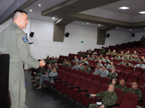 Seminario de Operaciones Militares Aéreas fortalece las capacidades conjuntas