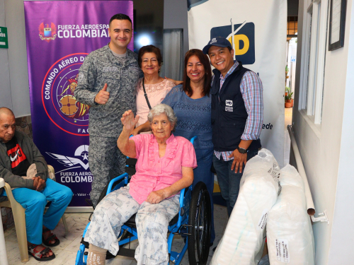 Entrega solidaria llevó esperanza a personas de la tercera edad en Cali