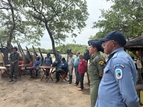 Acercamiento con pescadores en el Caribe, promueve prevención de reclutamiento forzado