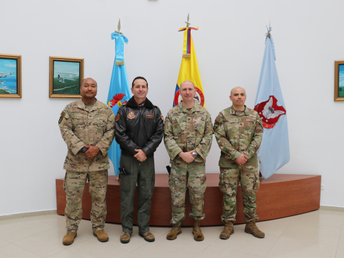 Próximo Jefe Militar de EE.UU. en Colombia conoció capacidades de la FAC