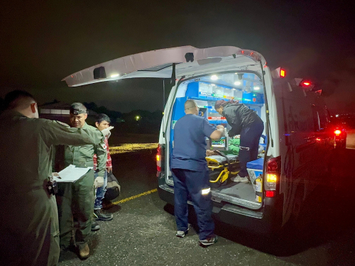 Oportuno traslado aeromédico salva vida de madre gestante en el Chocó
