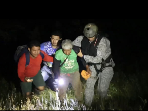 Rescate de ocho personas en área rural de Paratebueno, Cundinamarca