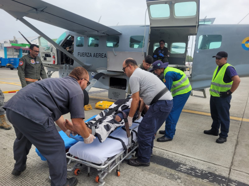 Traslado aeromédico exitoso por el Grupo Aéreo del Caribe