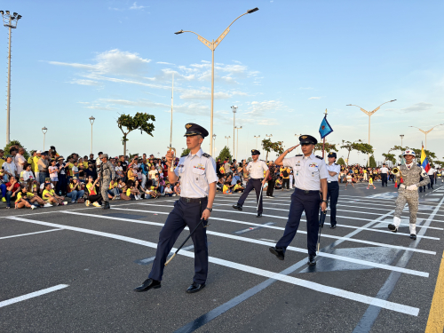 En Barranquilla Fuerzas Militares y Policía Nacional  conmemoran 215 años de independencia