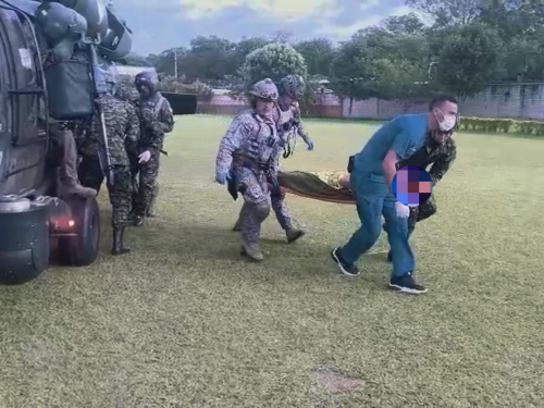 Militares heridos en Valdivia fueron evacuados por la Fuerza Aeroespacial Colombiana