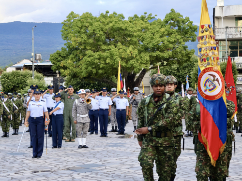 Fuerza Aeroespacial Colombiana conmemoró 205 años de independencia en Melgar, Tolima