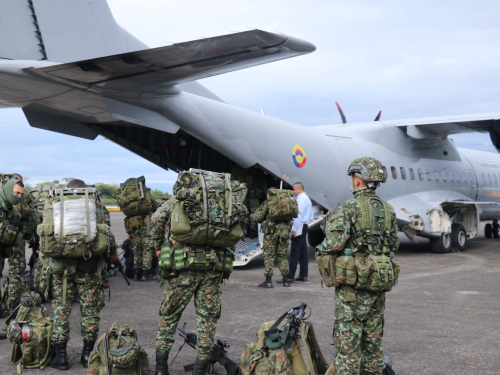 Transporte de tropa refuerza la seguridad en el Guaviare  
