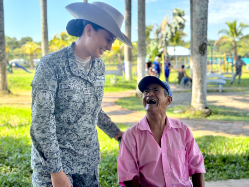 Abuelitos del Club Adulto Mayor Laguna Viva vivieron un día de bienestar