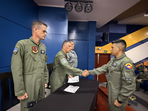 Con gratitud y orgullo se celebró el Día del Controlador Militar de Tránsito Aéreo  Con gratitud y orgullo se celebró el Día del Controlador Militar de Tránsito Aéreo