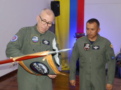 Premio Airmanship otorgado por el profesionalismo y seguridad en operaciones aéreas Premio Airmanship otorgado por el profesionalismo y seguridad en operaciones aéreas