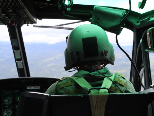 Compromiso con la nación: Fuerza Aeroespacial Colombiana protege la jornada electoral