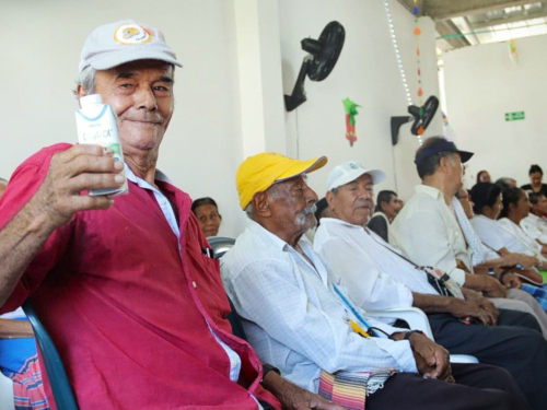 Apoyo nutricional que fortalece la salud de los adultos mayores en Caquetá