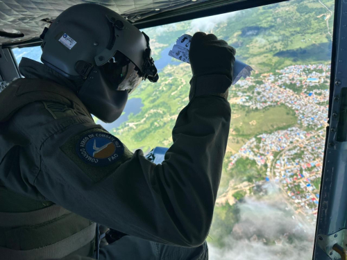 Desde el aire se invita a ciudadanos a denunciar actos delictivos en Bolívar 