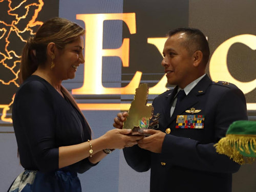Gobernación del Tolima rinde un especial reconocimiento a la Fuerza Aeroespacial Colombiana