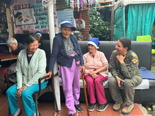 Adultos mayores celebraron las festividades de fin de año en Puente Piedra
