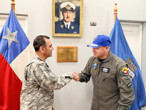 La Fuerza Aeroespacial Colombiana fortalece operación antártica con apoyo internacional