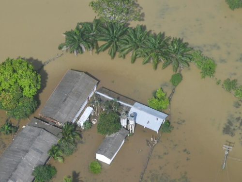 Desde el aire se evalúan inundaciones del río Sinú para fortalecer ayuda humanitaria en Córdoba