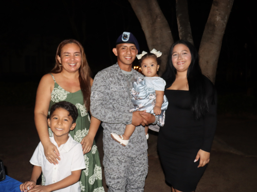 El honor de portal la boina azul como Soldado Profesional