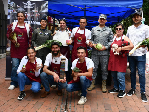 Mercado Campesino impulsa el desarrollo económico y social de familias campesinas