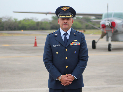 La casa de los centauros del aire tiene nuevo Comandante