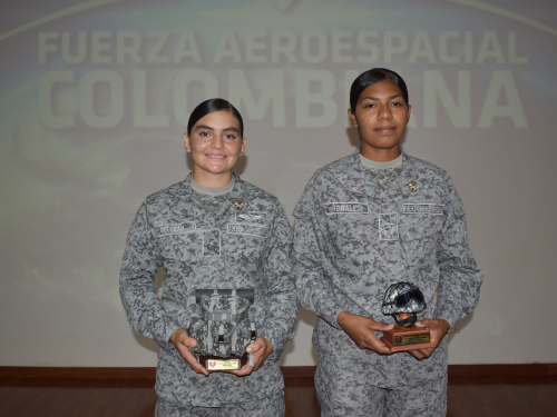 Boyacense y bolivarense destacaron en exigente entrenamiento militar obteniendo los primeros puestos