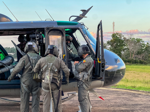 Operaciones aéreas fortalecen seguridad electoral en Vichada y Guainía