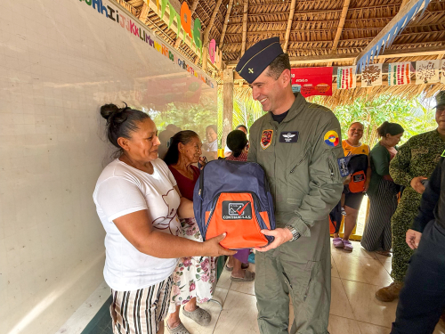 kits escolares fortalecen la educación de comunidades indígenas en la Orinoquia