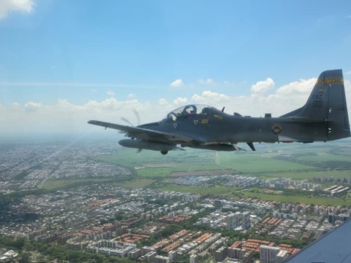 Despliegue aéreo en el suroccidente colombiano continua vigilando desde las alturas