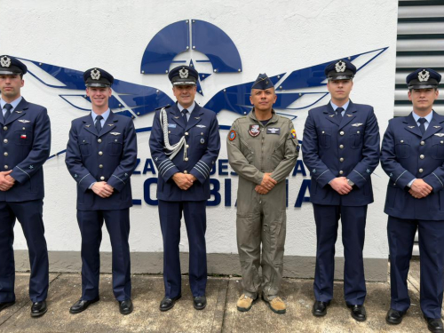 Así se forman cuatro Subtenientes de Chile para cumplir misiones operaciones 